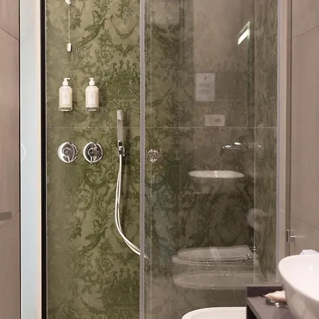 Three Toledo 4* Naples