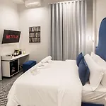 Three Toledo 4* Νάπολη