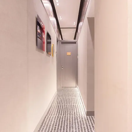 Three Toledo Guest house