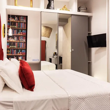 Three Toledo בית הארחה 4*