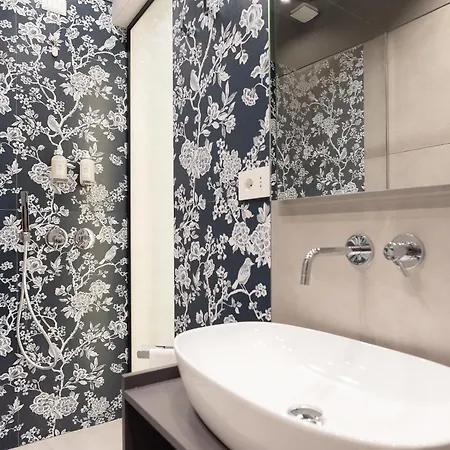 בית הארחה Three Toledo