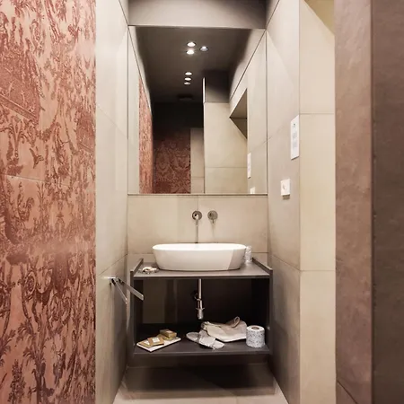 בית הארחה Three Toledo