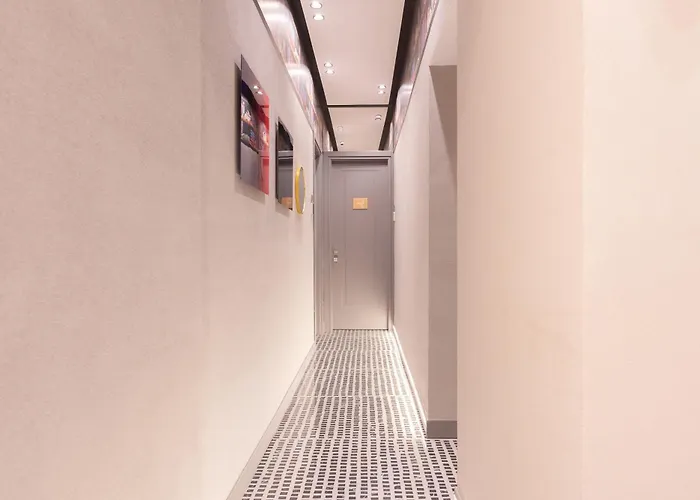 Three Toledo Guest house