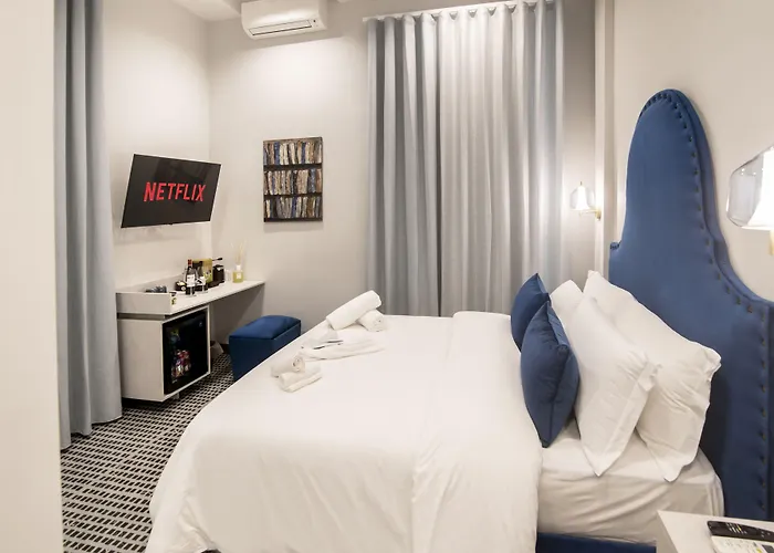 Three Toledo 4* Naples