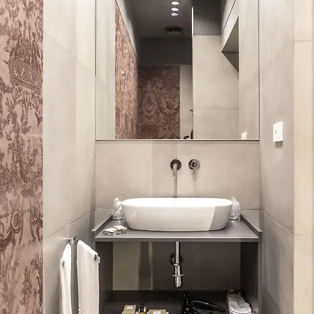 Three Toledo 4* Nápoly